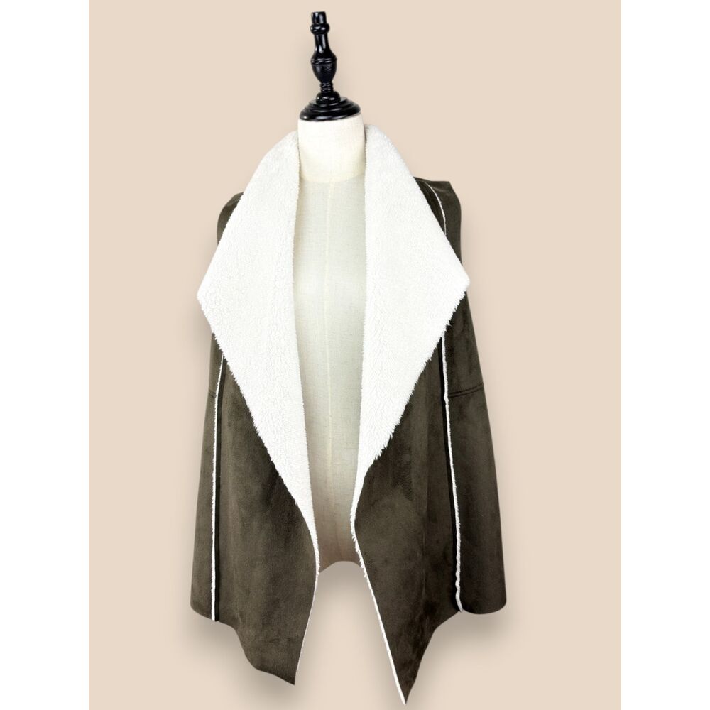 NWT Susina Faux Suede Sherpa Lined Vest Olive Ivory Western Boho Ranch S